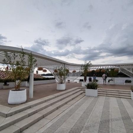 Просмотр увеличенного изображения